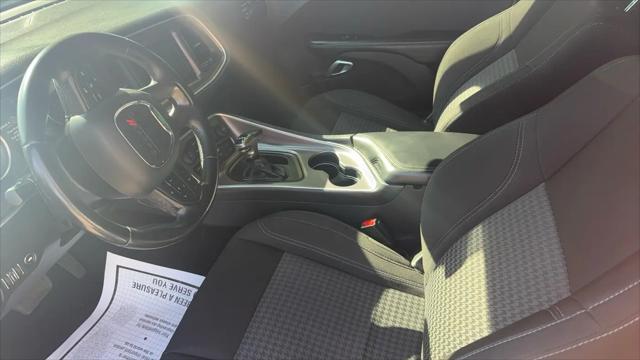 2021 Dodge Challenger SXT