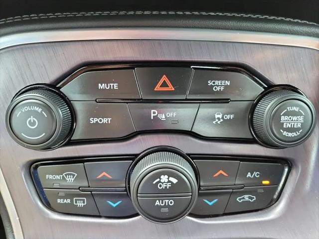 2018 Dodge Challenger SXT Plus