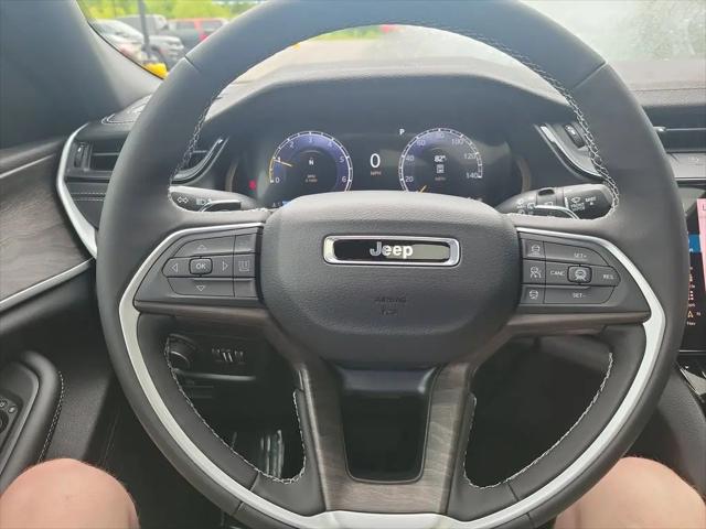 2026 Jeep Grand Cherokee L Altitude 4x2