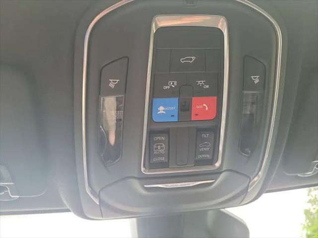 2026 Jeep Grand Cherokee L Altitude 4x2
