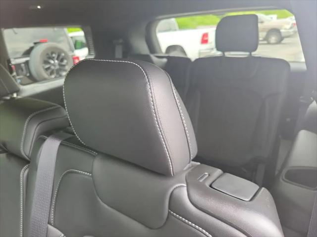 2026 Jeep Grand Cherokee L Altitude 4x2