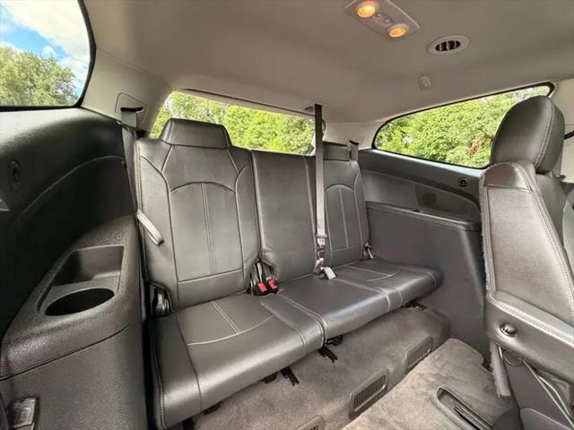 2016 Chevrolet Traverse 2LT