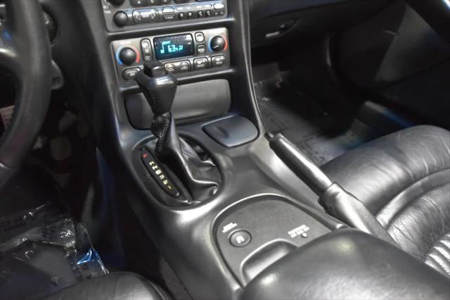 2003 Chevrolet Corvette Base