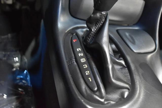 2003 Chevrolet Corvette Base