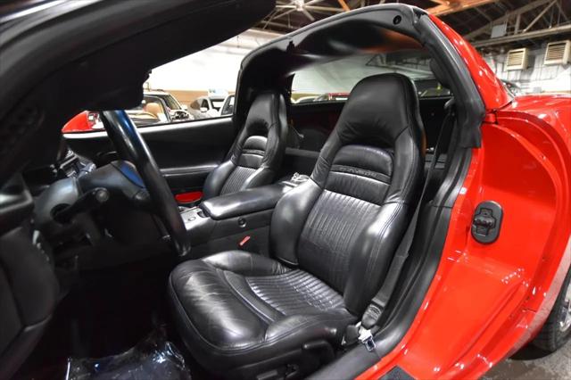 2003 Chevrolet Corvette Base