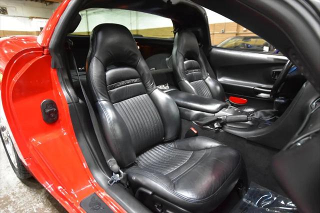 2003 Chevrolet Corvette Base
