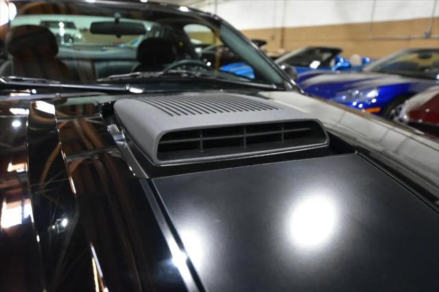 2004 Ford Mustang Mach 1