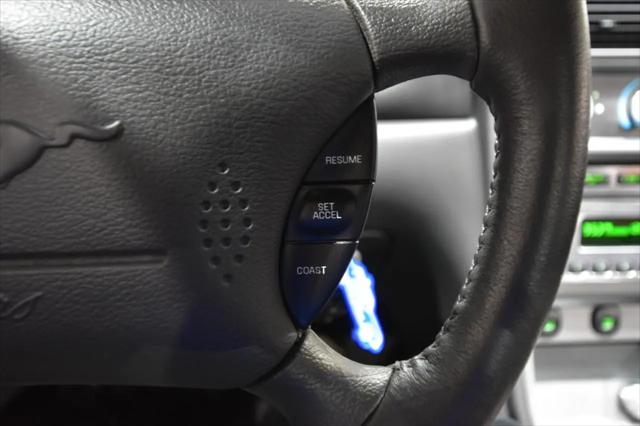 2004 Ford Mustang Mach 1