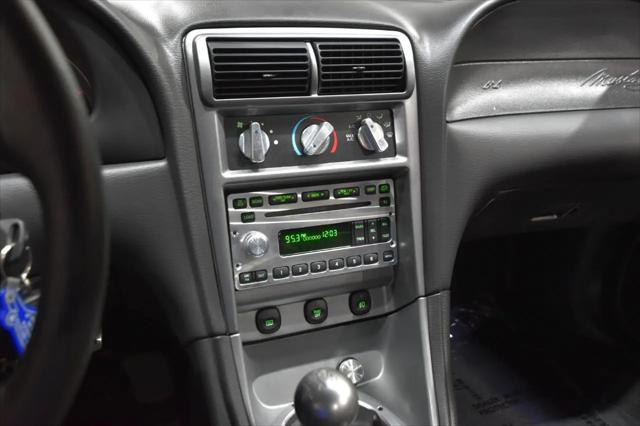 2004 Ford Mustang Mach 1
