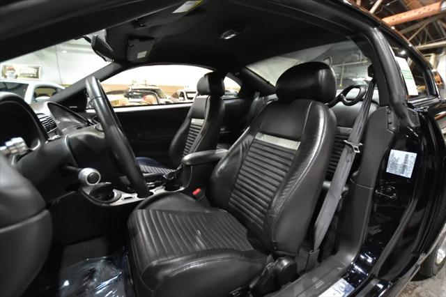 2004 Ford Mustang Mach 1