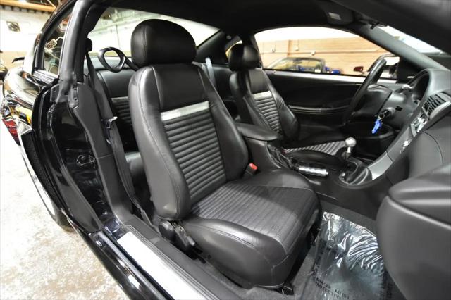 2004 Ford Mustang Mach 1