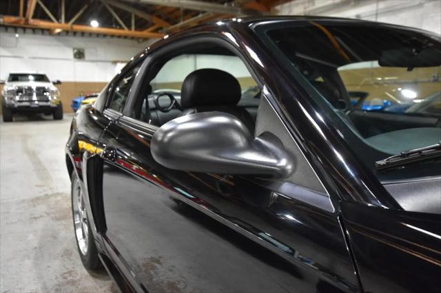 2004 Ford Mustang Mach 1