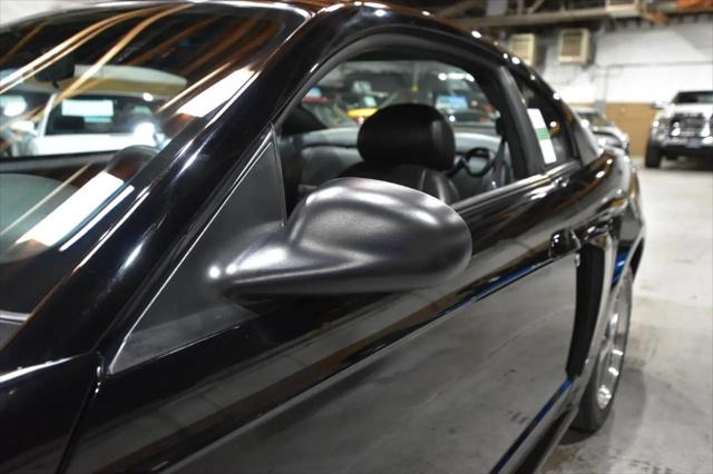 2004 Ford Mustang Mach 1