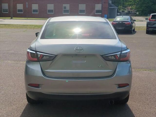 2016 Scion iA Base