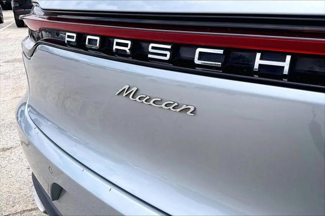 2020 Porsche Macan Macan