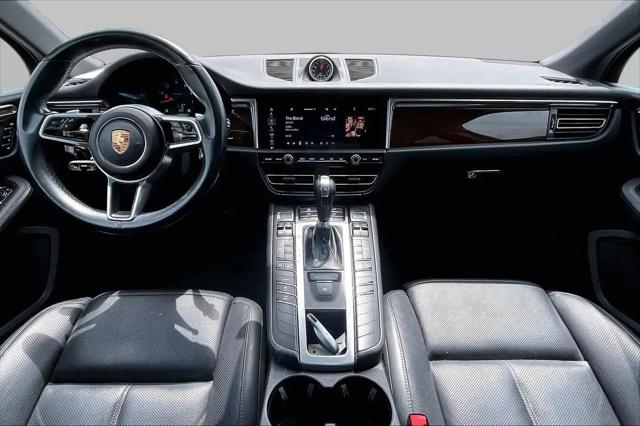 2020 Porsche Macan Macan