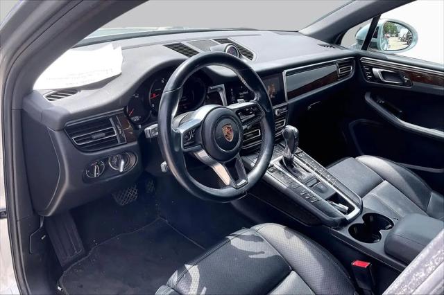 2020 Porsche Macan Macan