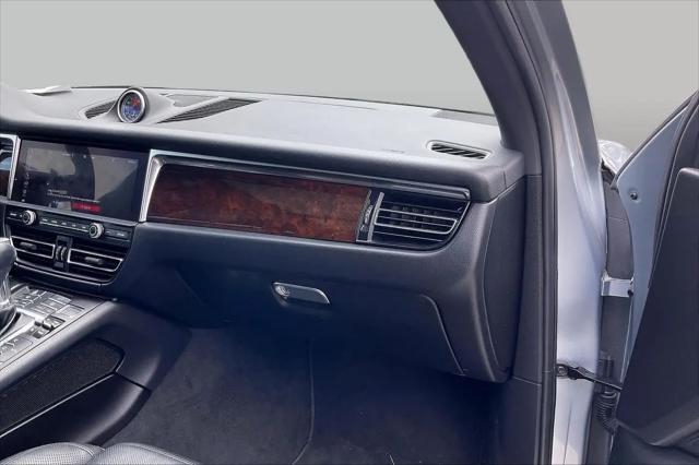 2020 Porsche Macan Macan