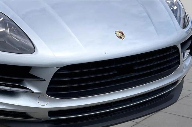2020 Porsche Macan Macan