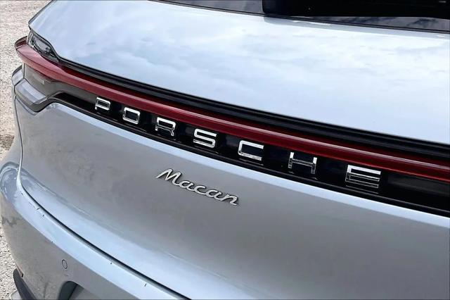 2020 Porsche Macan Macan