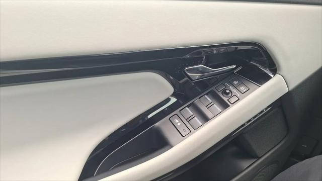 2024 Land Rover Range Rover Evoque Core S