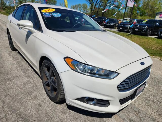 2016 Ford Fusion SE