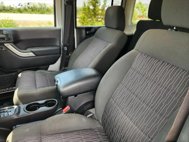 2012 Jeep Wrangler Unlimited Sahara