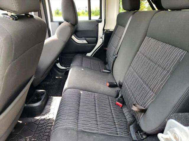2012 Jeep Wrangler Unlimited Sahara