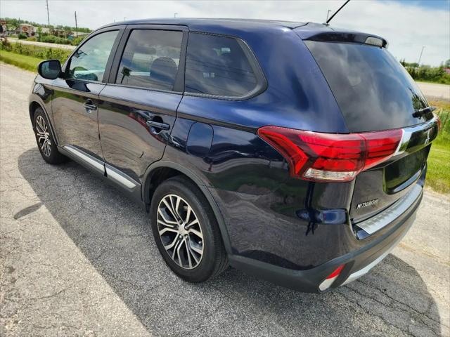 2016 Mitsubishi Outlander SE