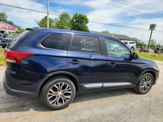 2016 Mitsubishi Outlander SE