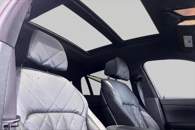 2023 BMW X6 xDrive40i