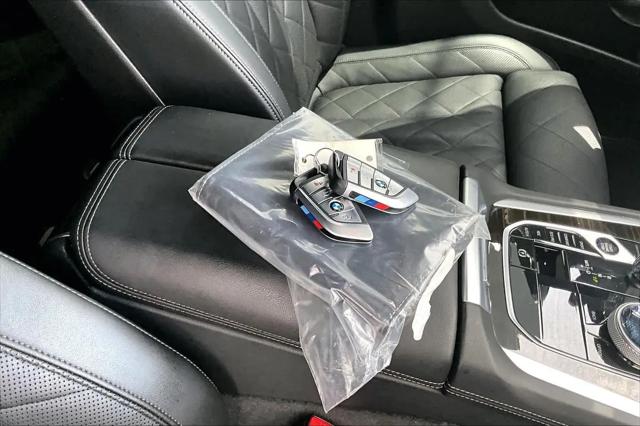 2023 BMW X6 xDrive40i
