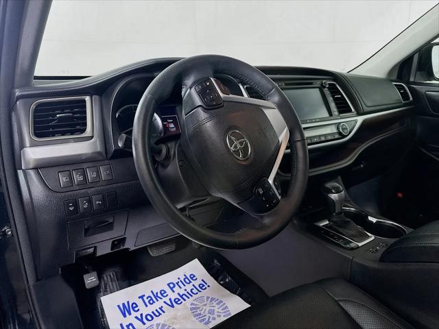 2016 Toyota Highlander Hybrid Limited Platinum V6