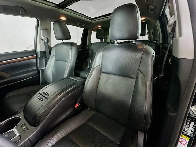 2016 Toyota Highlander Hybrid Limited Platinum V6