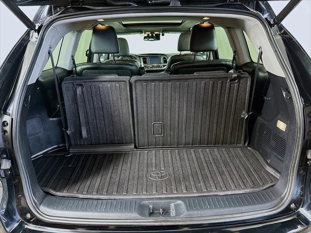 2016 Toyota Highlander Hybrid Limited Platinum V6