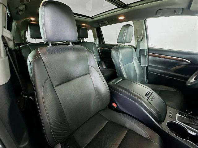 2016 Toyota Highlander Hybrid Limited Platinum V6