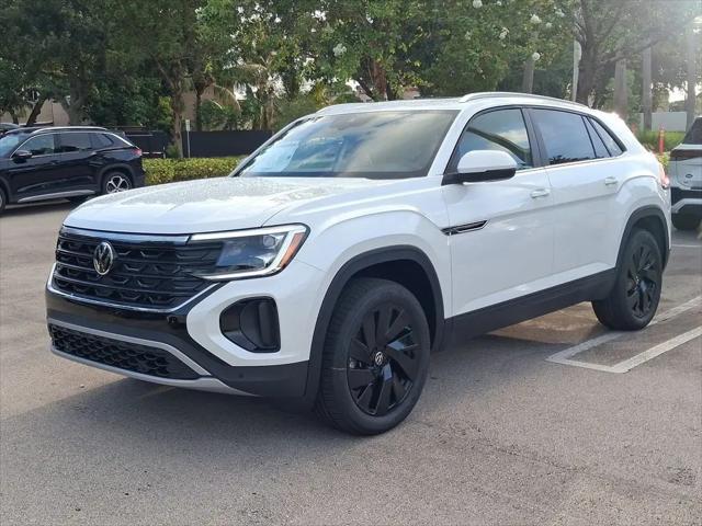 2026 Volkswagen Atlas Cross Sport SE with Technology