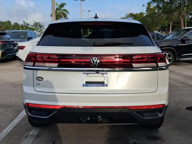 2026 Volkswagen Atlas Cross Sport SE with Technology