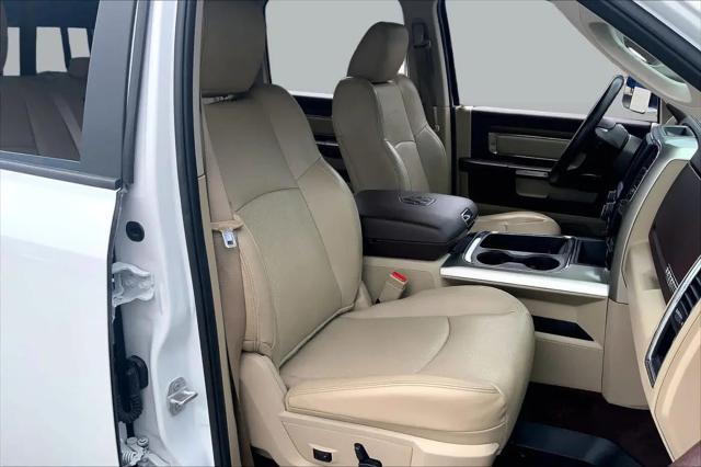 2017 Ram 1500 Laramie Crew Cab 4x4 5'7" Box