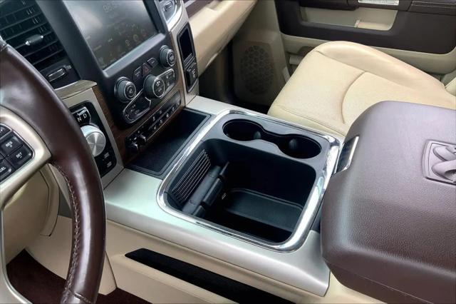 2017 Ram 1500 Laramie Crew Cab 4x4 5'7" Box