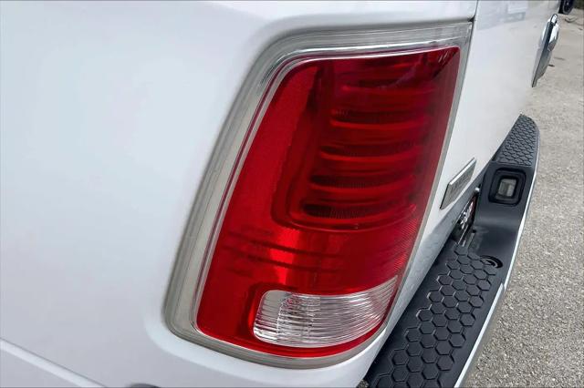 2017 Ram 1500 Laramie Crew Cab 4x4 5'7" Box