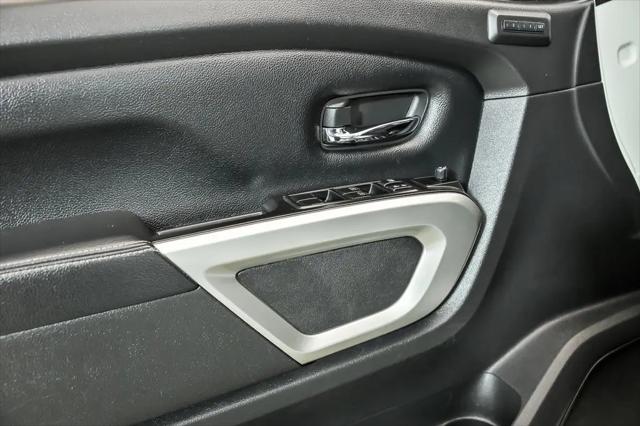 2019 Nissan Titan PRO-4X