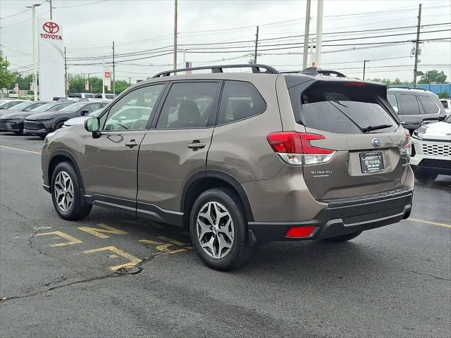 2024 Subaru Forester Premium