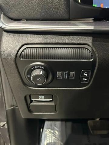 2024 Jeep Wagoneer Series II Carbide