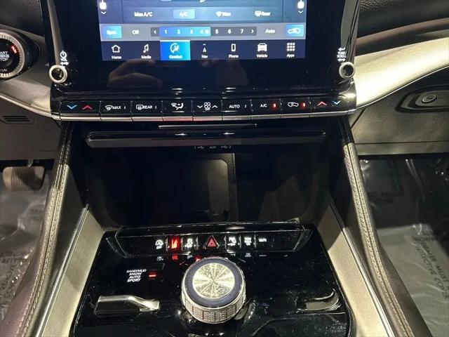 2024 Jeep Wagoneer Series II Carbide