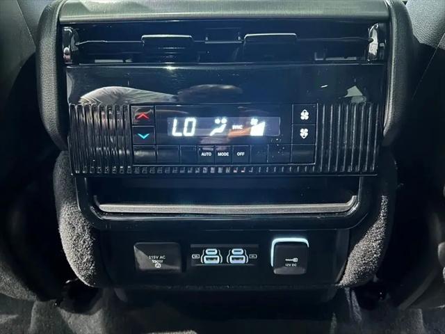 2024 Jeep Wagoneer Series II Carbide