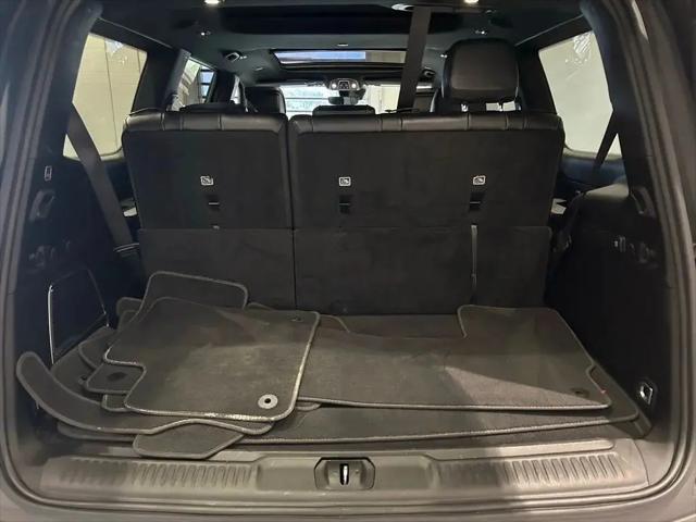 2024 Jeep Wagoneer Series II Carbide