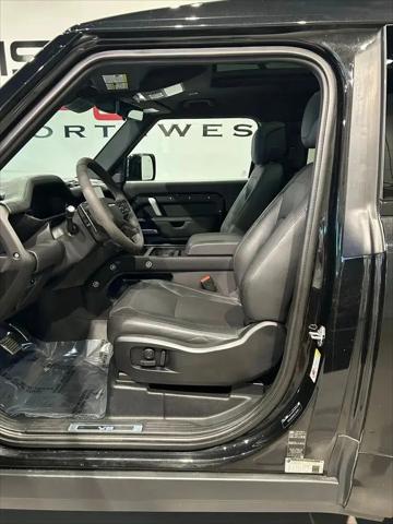 2024 Land Rover Defender 90 P525 V8