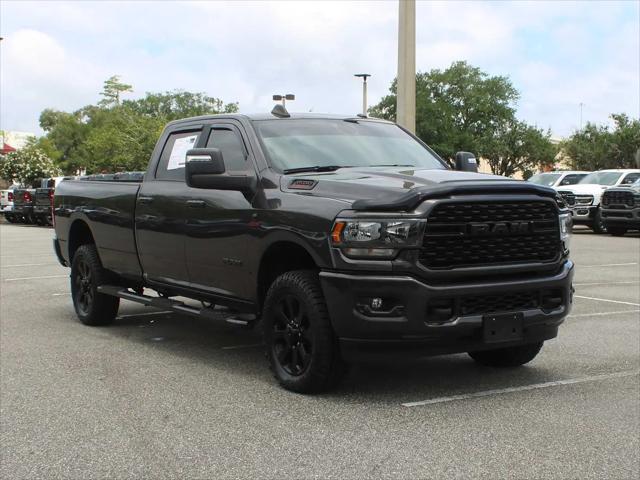 2024 Ram 3500 Big Horn Crew Cab 4x4 8' Box