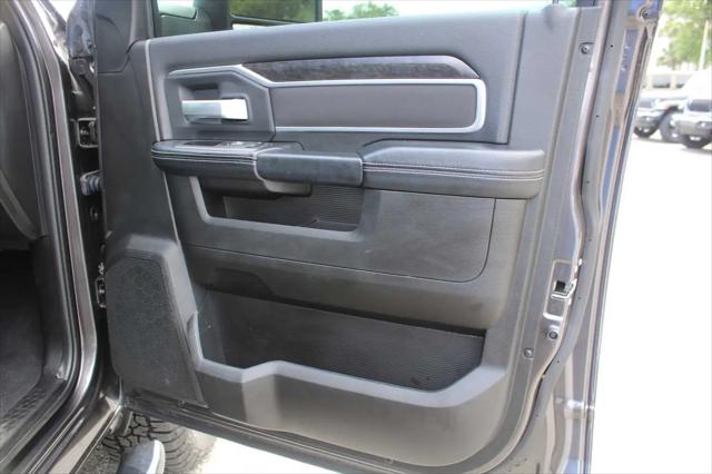 2024 Ram 3500 Big Horn Crew Cab 4x4 8' Box